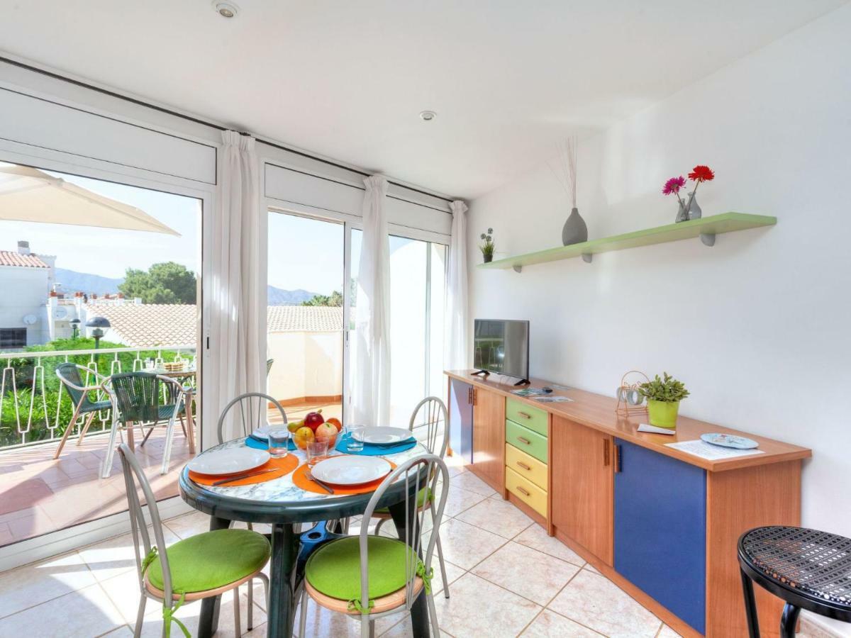 Apartment Palmiers I-6 By Interhome Llança 외부 사진
